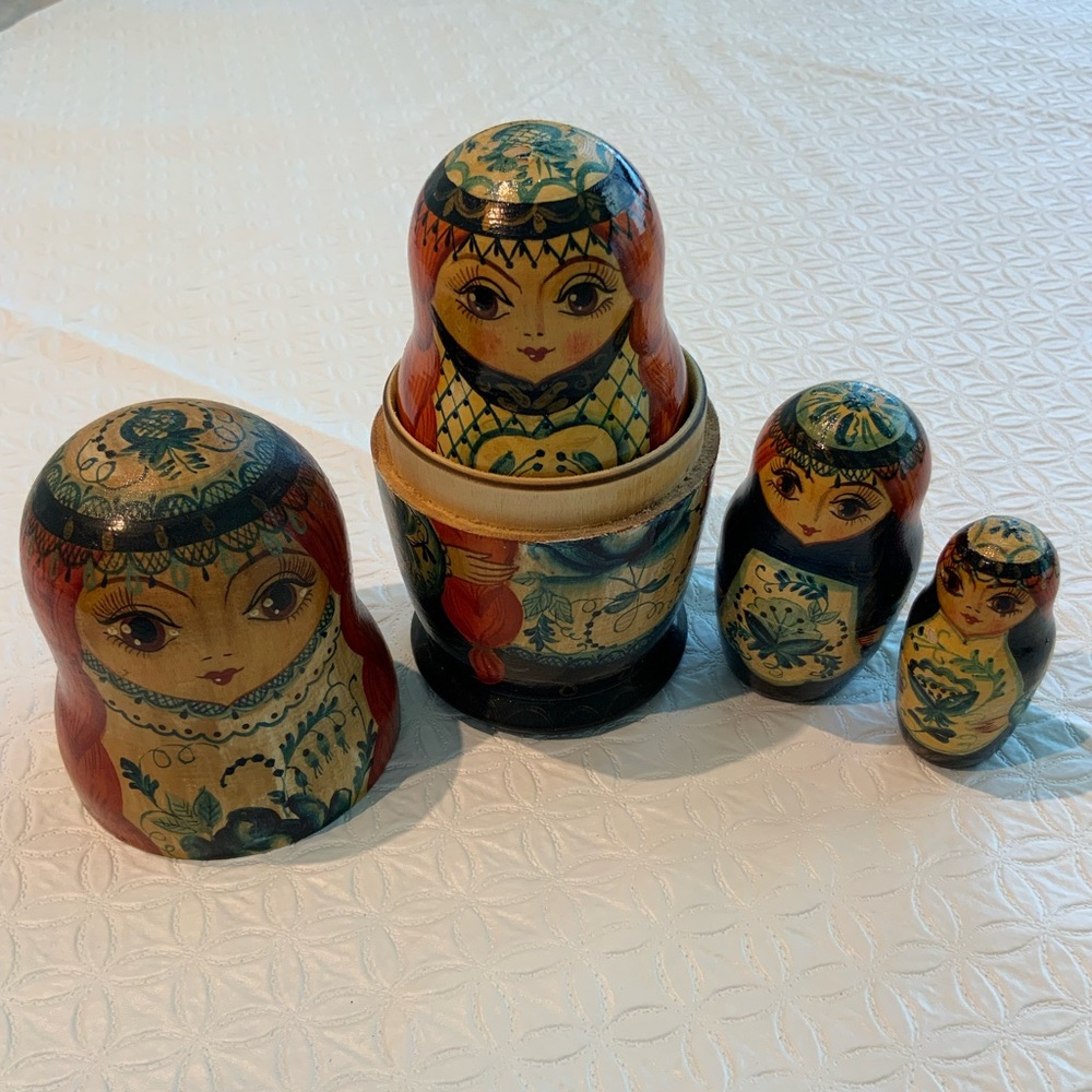 Vintage Handcrafted Russian  4 Nesting Dolls - Multicolor Set - Picture 5 of 5